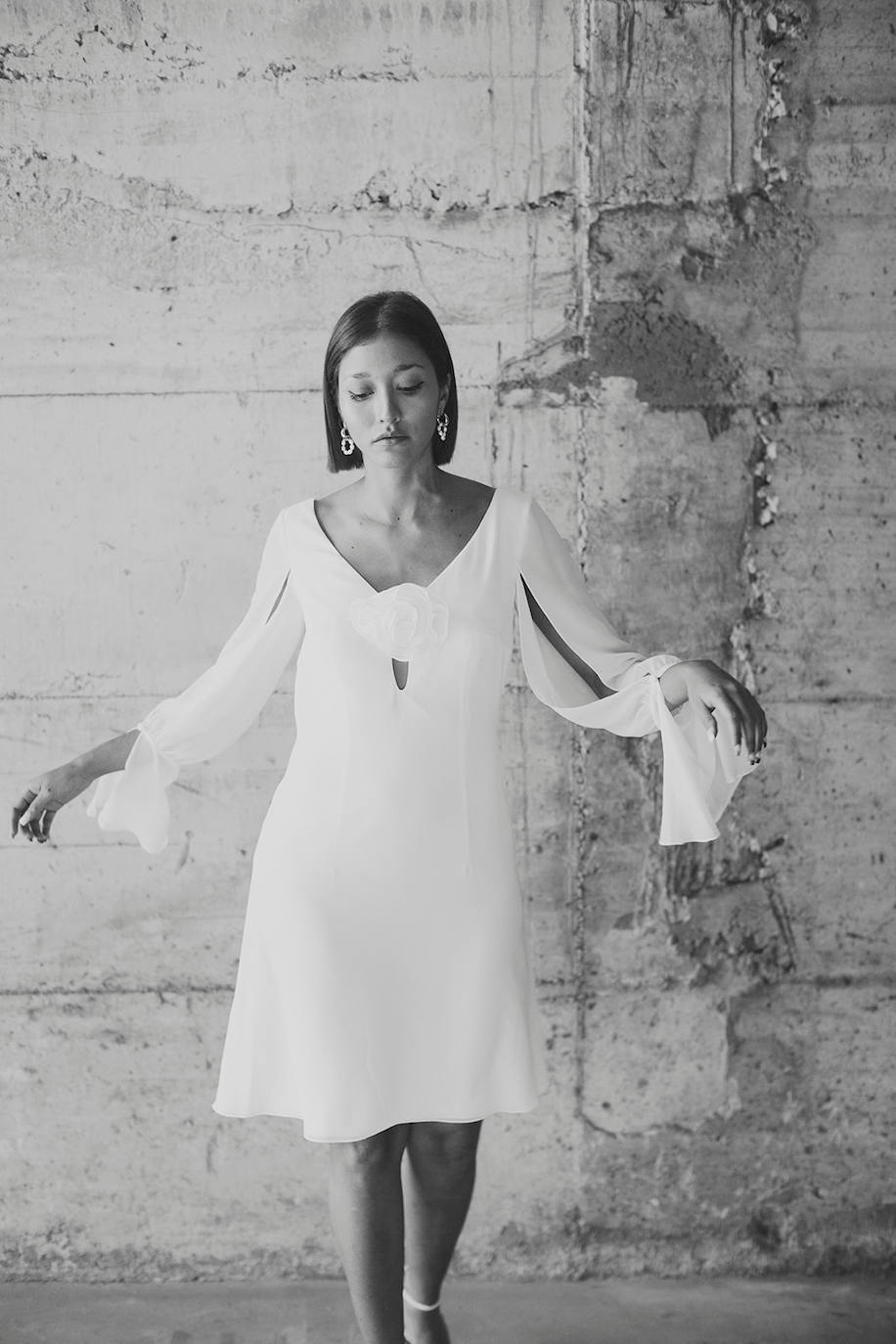 'Love by OTADUY' es una nueva marca nativa digital, y todos los diseños se venderán exclusivamente 'online'. En la 'e-shop', cada novia encontrará el look completo, incluyendo los complementos