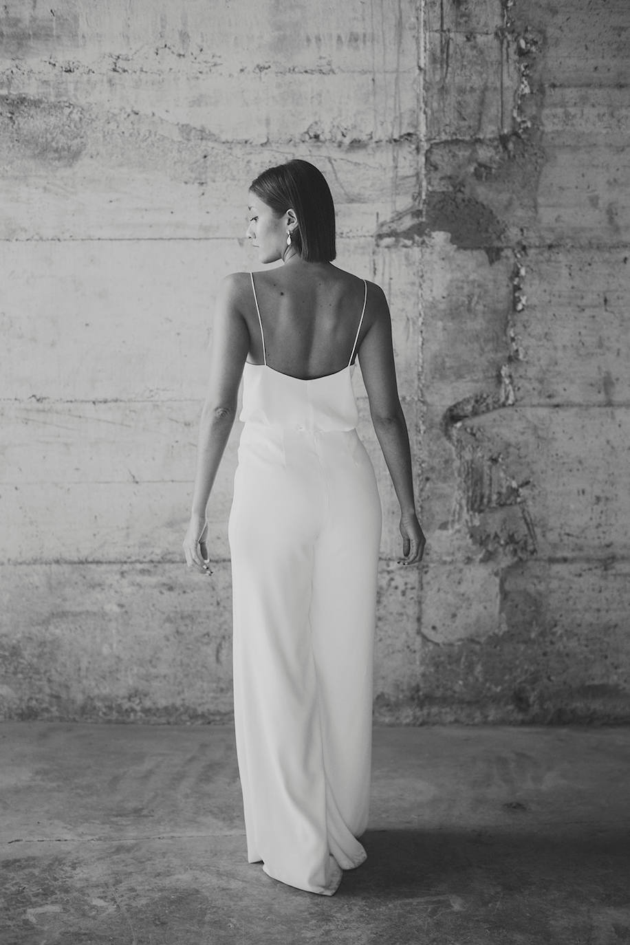 'Love by OTADUY' es una nueva marca nativa digital, y todos los diseños se venderán exclusivamente 'online'. En la 'e-shop', cada novia encontrará el look completo, incluyendo los complementos