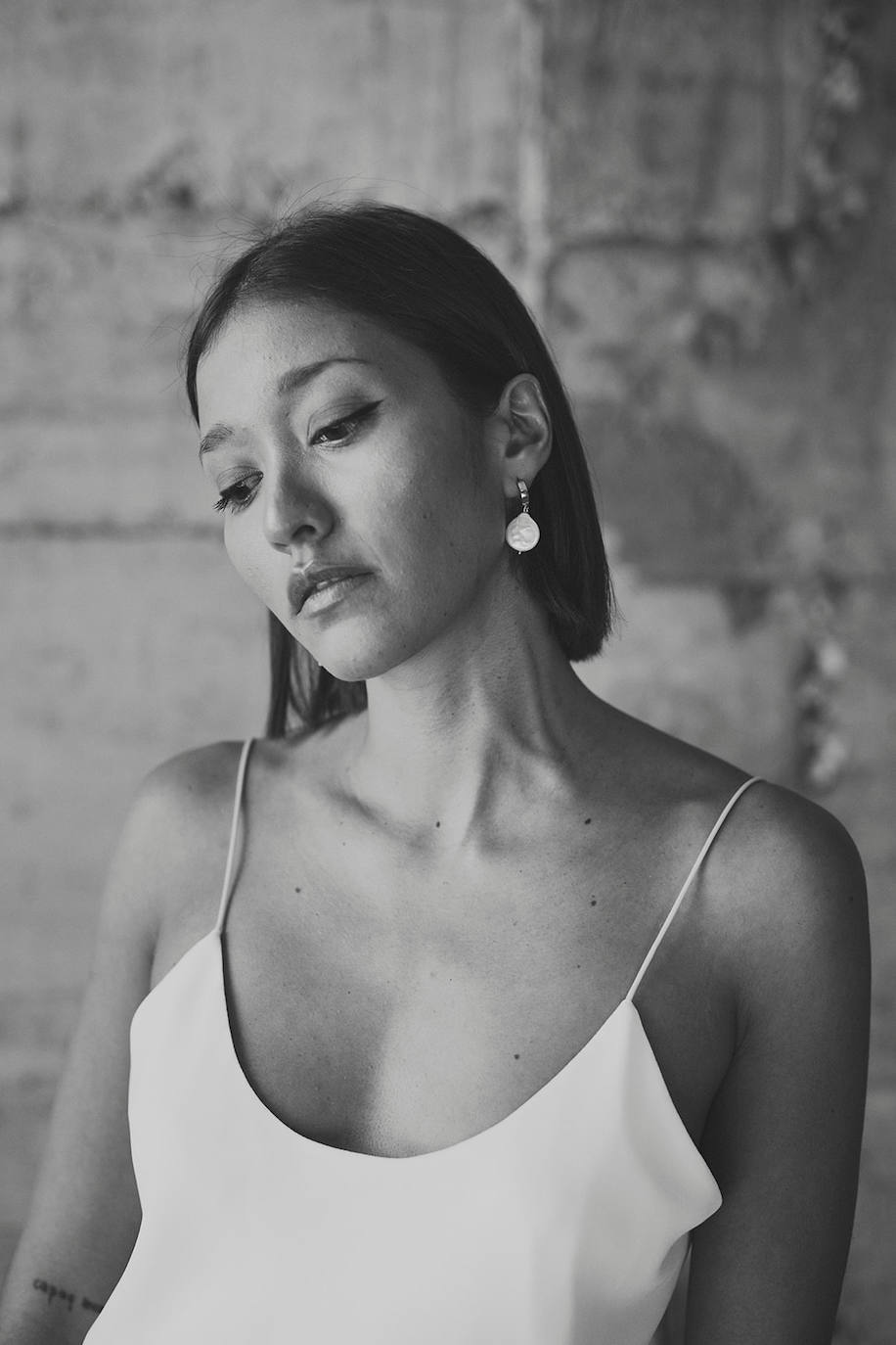 'Love by OTADUY' es una nueva marca nativa digital, y todos los diseños se venderán exclusivamente 'online'. En la 'e-shop', cada novia encontrará el look completo, incluyendo los complementos