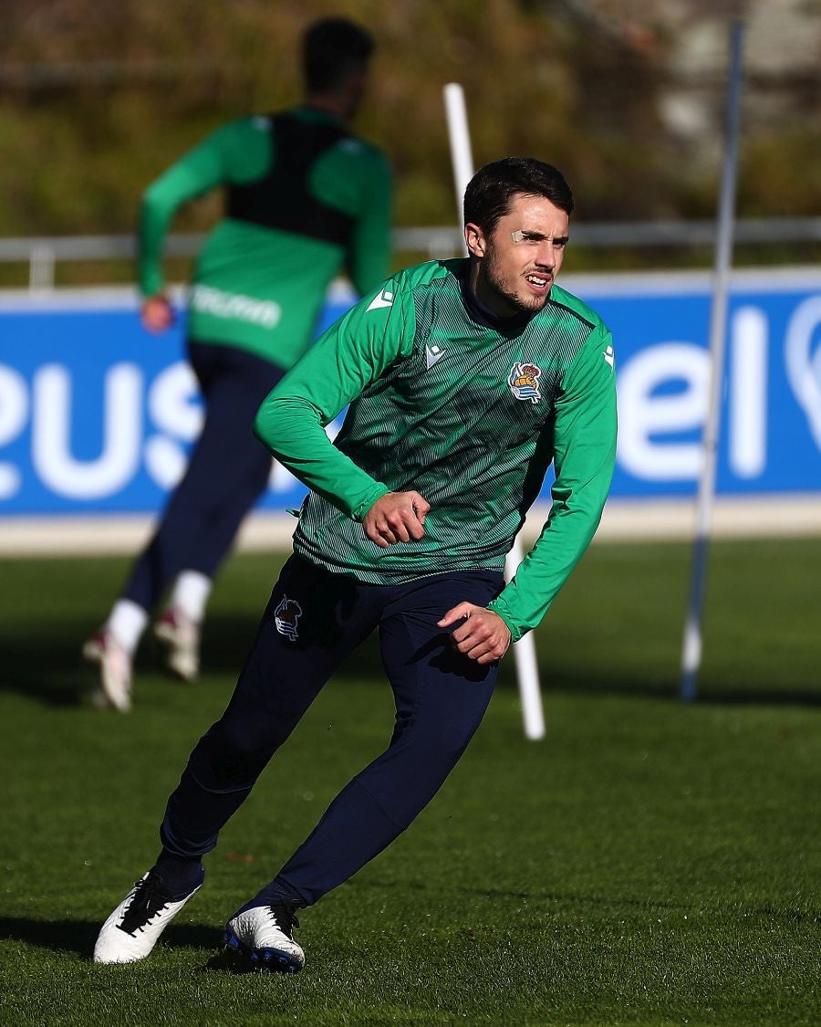 Fotos: La Real se ejercita pensando en la Copa