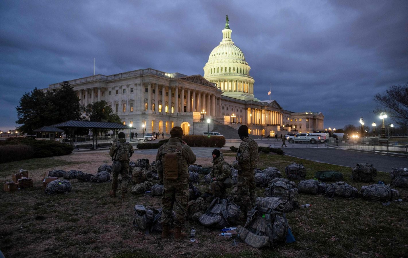 Soldados de la Guardia Nacional protegen desde hace días el lugar donde se oficializará la proclamación de Joe Biden como nuevo presidente de los Estados Unidos.