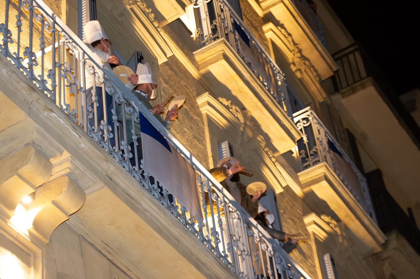 Fotos: La marcha, en los balcones