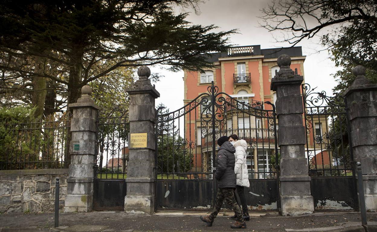 Residencia Inmaculada de Irun, donde ha fallecido una persona