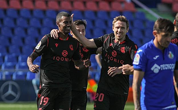 La Real baja al barro para seguir su racha