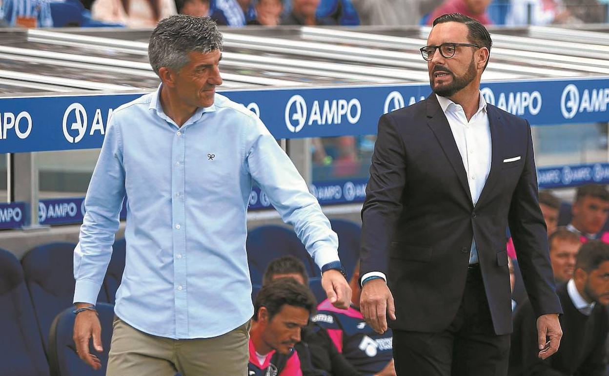 Imanol y Bordalás, en la banda de Anoeta durante un encuentro disputado la pasada temporada. 
