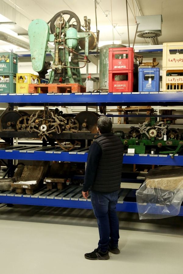 Gordailua guarda más de 100.000 piezas. 