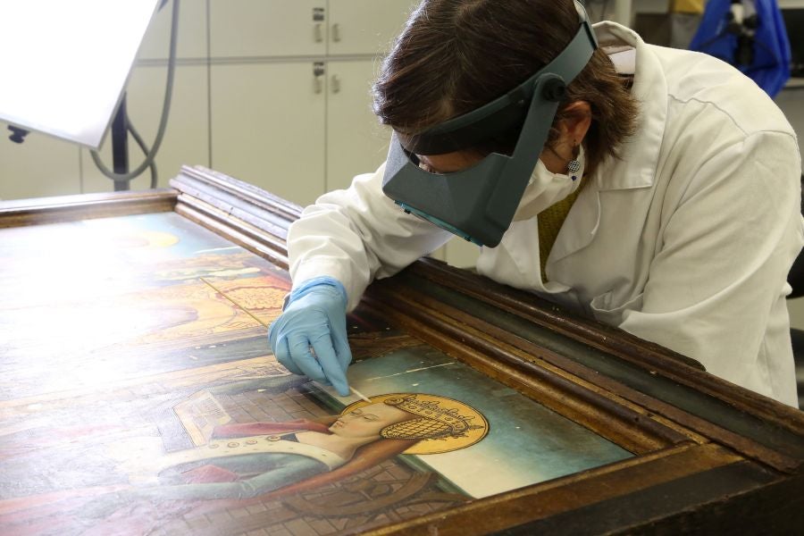 Gordailua guarda más de 100.000 piezas. 