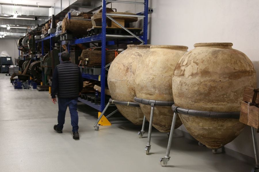 Gordailua guarda más de 100.000 piezas. 