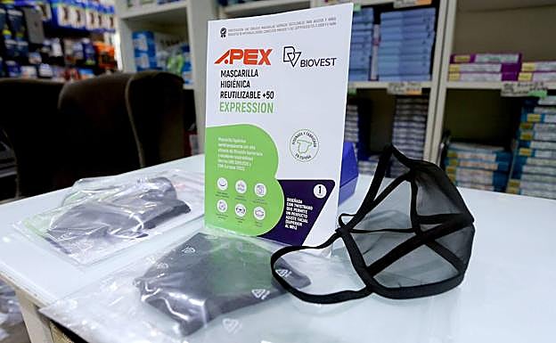 Euskadi pide la retirada de una marca de mascarillas de rejilla