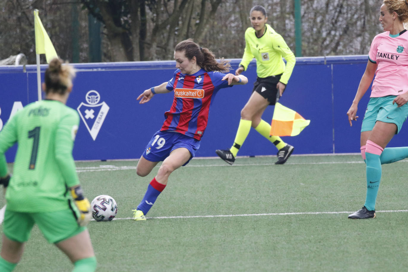 Las eibarresas han luchado frente a un rival que ha mostrado su efectividad 