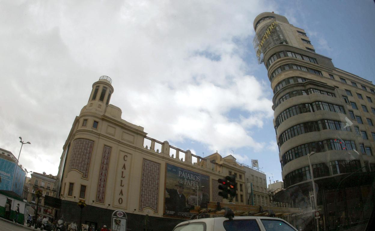 La construcción de la Gran Vía madrileña fue la obra pública más importante que se realizó en Madrid en el primer tercio del siglo XX. 