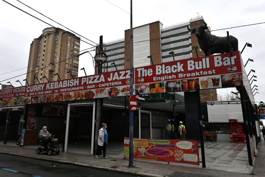 El anuncio de la reactivación de los viajes del Imserso y la apertura del Reino Unido a partir de mayo alienta la esperanza del sector hotelero y la restauración