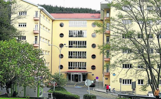 Detectado un brote en el hospital de Santa Marina de Bilbao con una veintena de casos