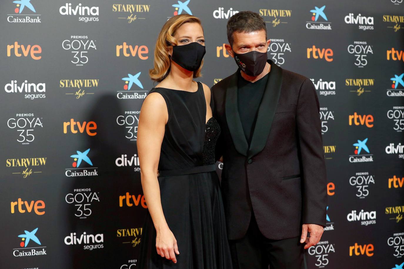 Sobriedad, austeridad y minimalismo: así han sido los looks más destacados de la Alfombra Roja presencial de los Premios Goya 2021