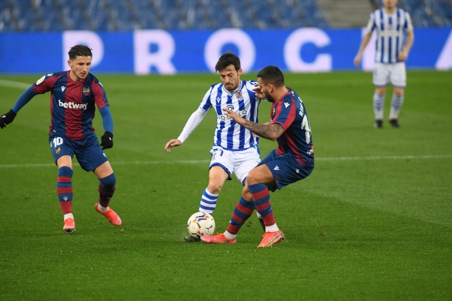 Fotos: Real Sociedad-Levante, en imágenes