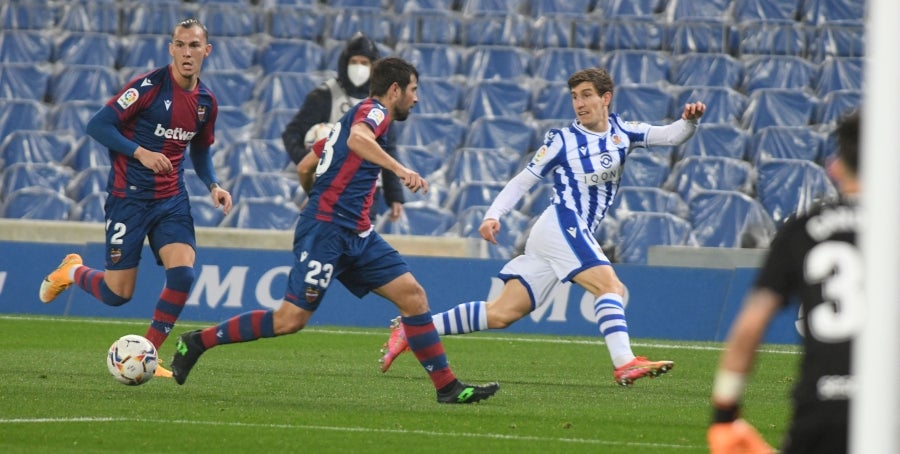 Fotos: Real Sociedad-Levante, en imágenes