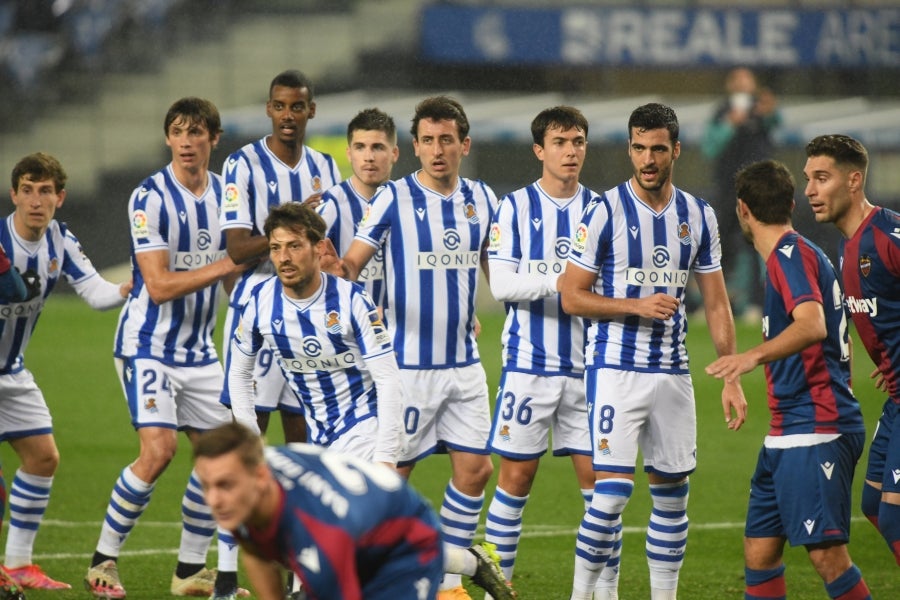 Fotos: Real Sociedad-Levante, en imágenes