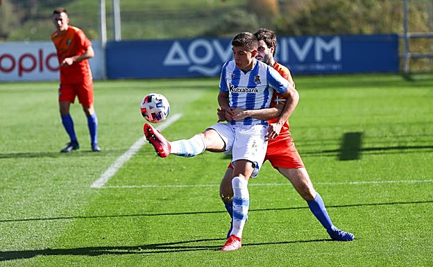 Jon Karrikaburu, el navarro al que se le caen los goles
