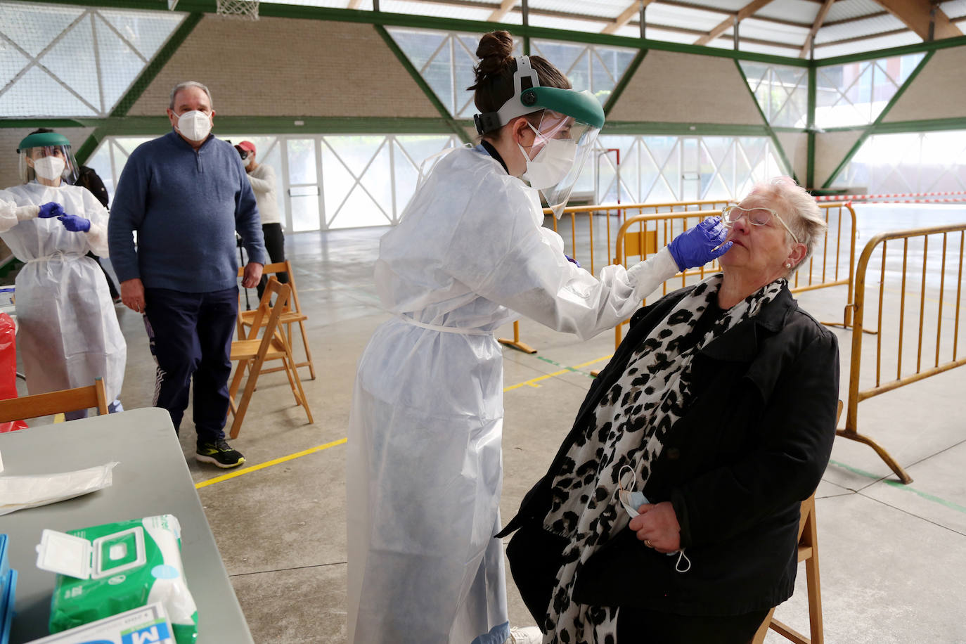 Los vecinos de la localidad se han sometido a las pruebas PCR con el objetivo de desvelar el origen del brote de Covid-19 que en 14 días ha disparado su tasa de infección. 