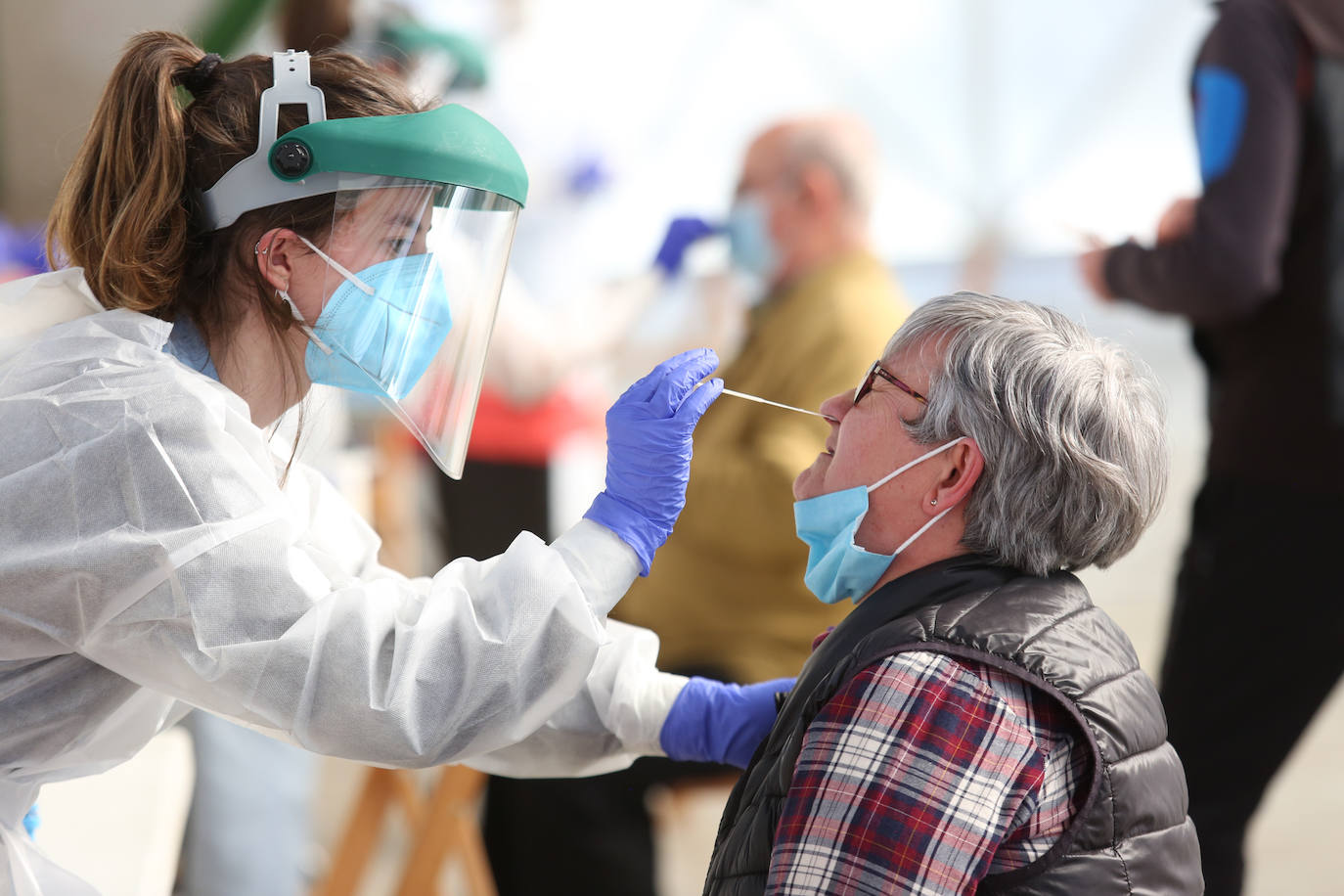 Los vecinos de la localidad se han sometido a las pruebas PCR con el objetivo de desvelar el origen del brote de Covid-19 que en 14 días ha disparado su tasa de infección. 