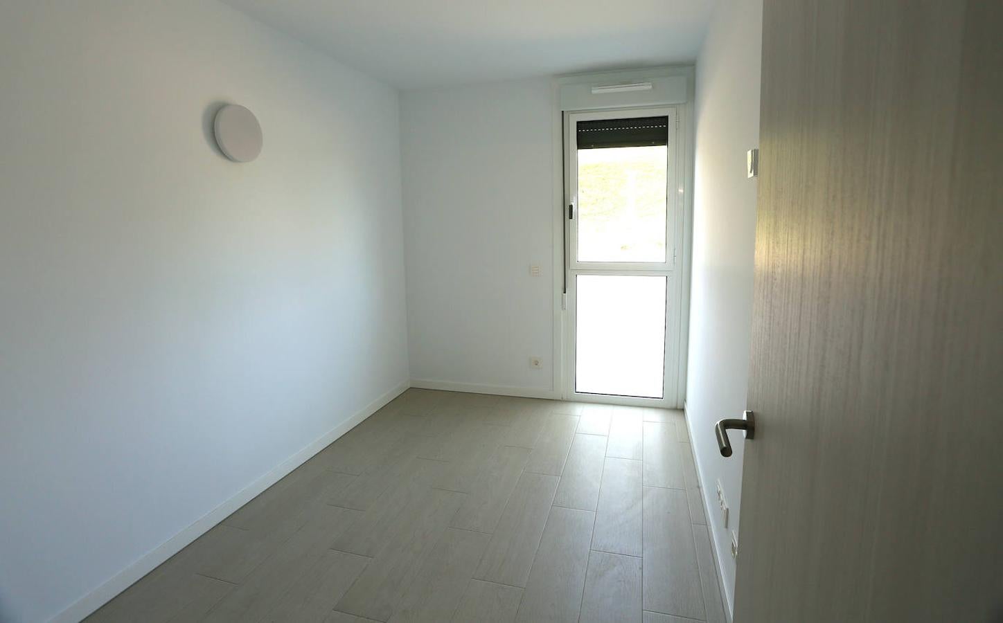 El Gobierno Vasco inicia la adjudicación de las viviendas y pone en valor esta fórmula como «herramienta para la emancipación de jóvenes» en Euskadi. 