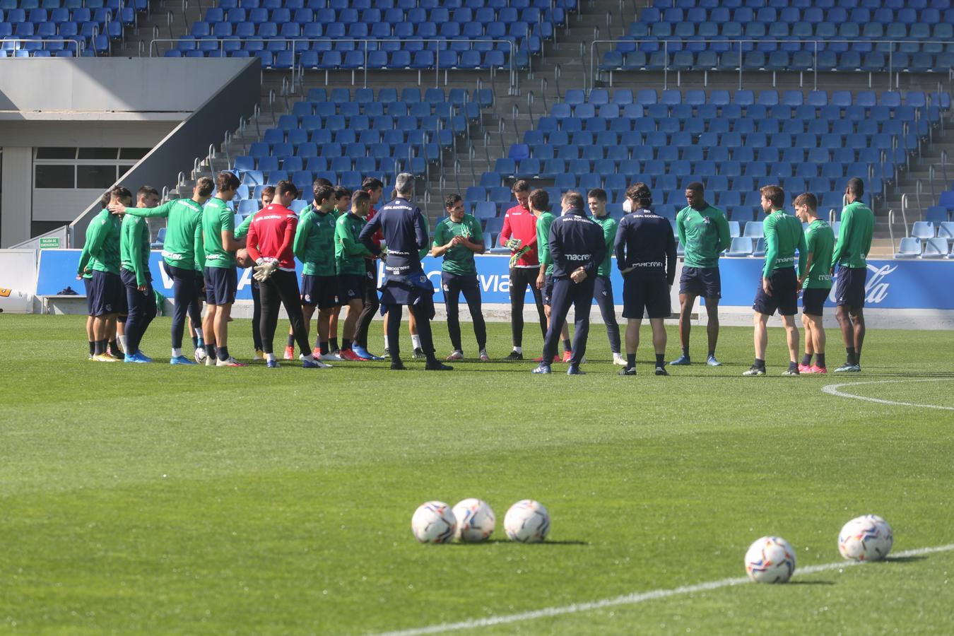 El lateral zurdo es duda para el partido del domingo, aunque todavía no está descartado. 