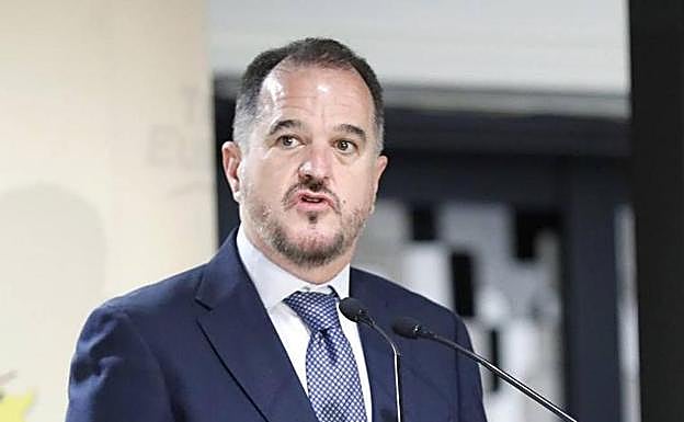 Iturgaiz invita a los militantes de Ciudadanos a sumarse al proyecto del PP