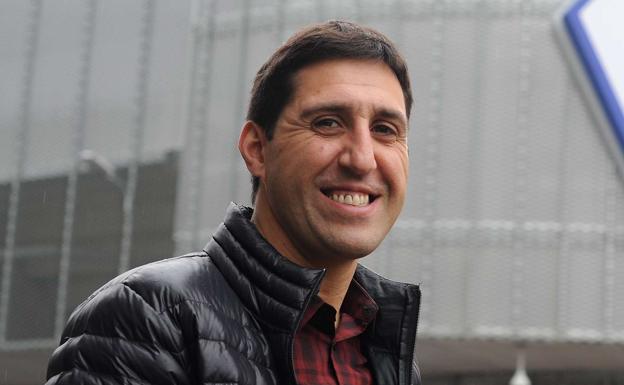 Asier Santana: «El equipo que lleve el balón a su terreno estará cerca de ganar»