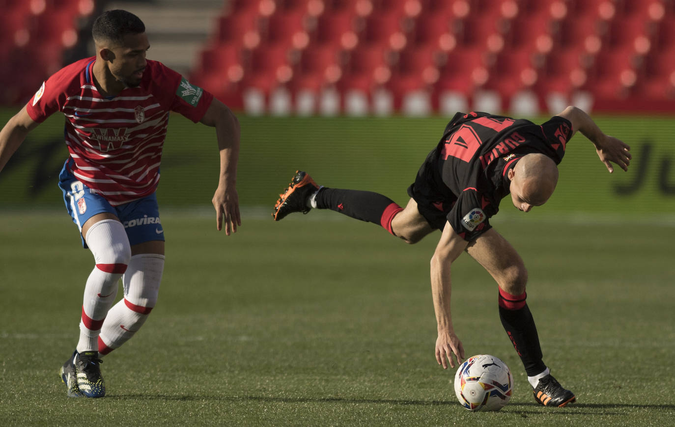 Fotos: Las mejores imágenes del Granada - Real Sociedad