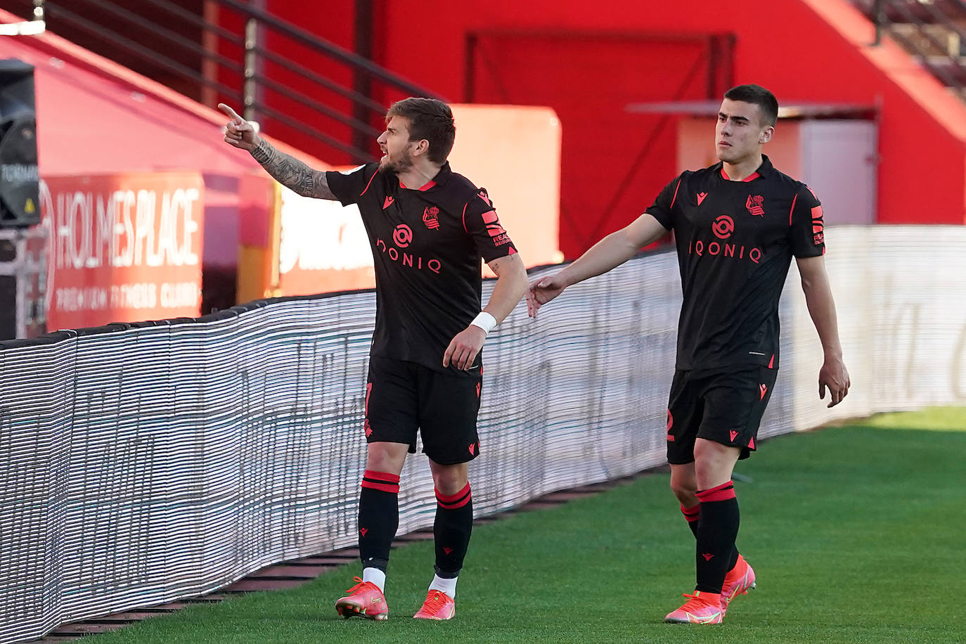 Fotos: Las mejores imágenes del Granada - Real Sociedad