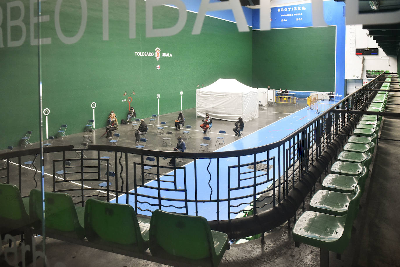 Desde este mediodía las vacunas se suministrarán en este espacio. 