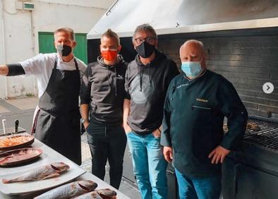 Imagen secundaria 1 - Dabiz Muñoz y Cristina Pedroche, junto a Andoni Luis Aduriz en el restaurante Xixario de Orio