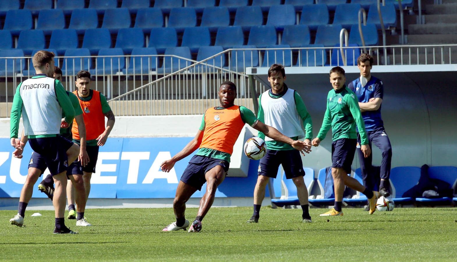 El cuadro txuri-urdin ha retomado este miércoles los entrenamientos tras la abultada derrota del pasado domingo ante el Barcelona.