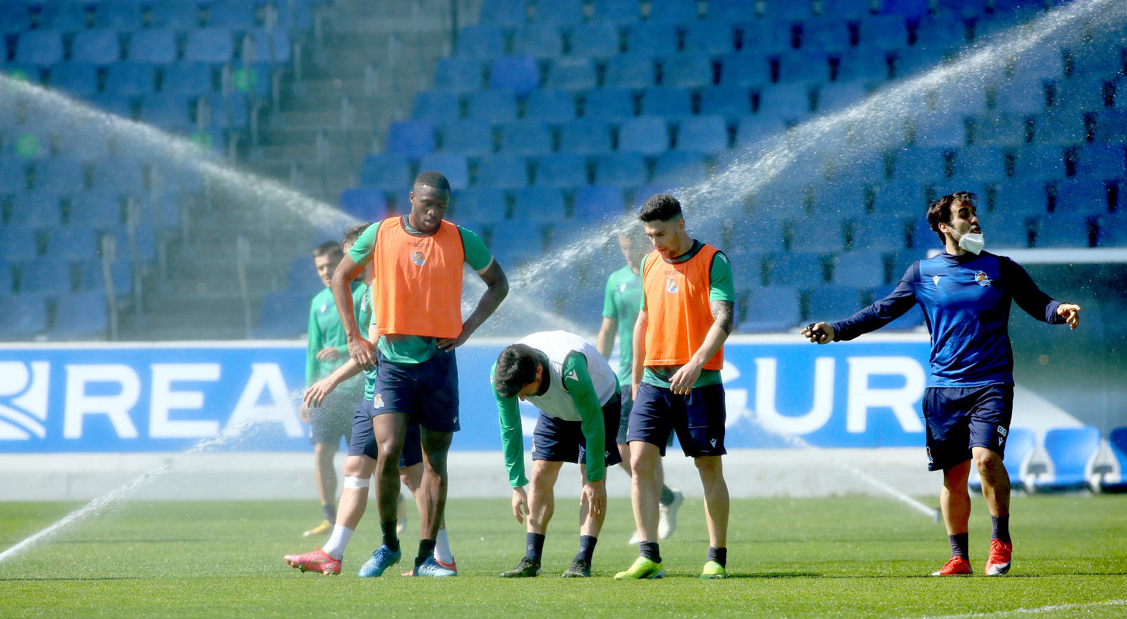 El cuadro txuri-urdin ha retomado este miércoles los entrenamientos tras la abultada derrota del pasado domingo ante el Barcelona.