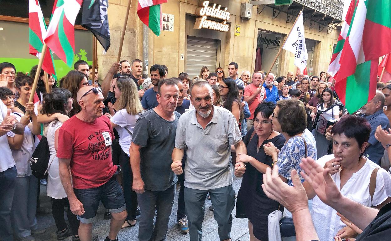 Recibimiento en Oñati en julio de 2019 a Xabier Ugarte Villar, uno de los miembros de ETA que participó en el secuestro de Ortega Lara. 