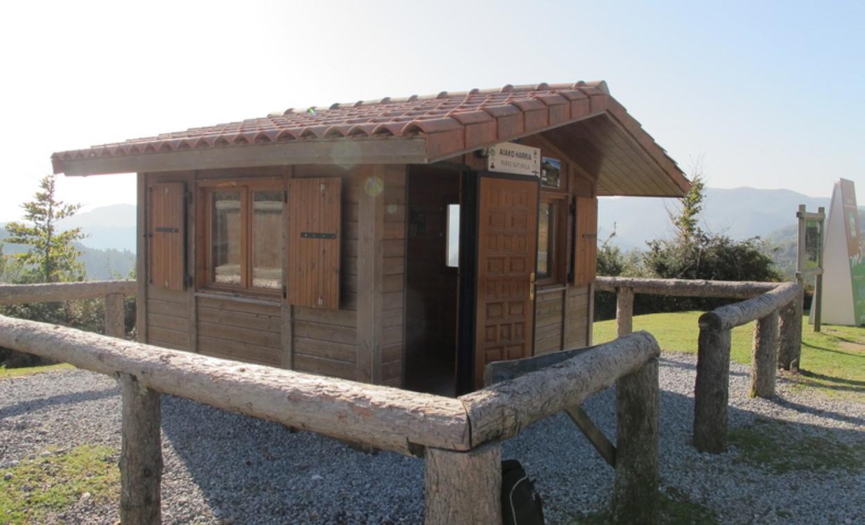 Punto de Información de Lapurriturri, en Erlaitz. 