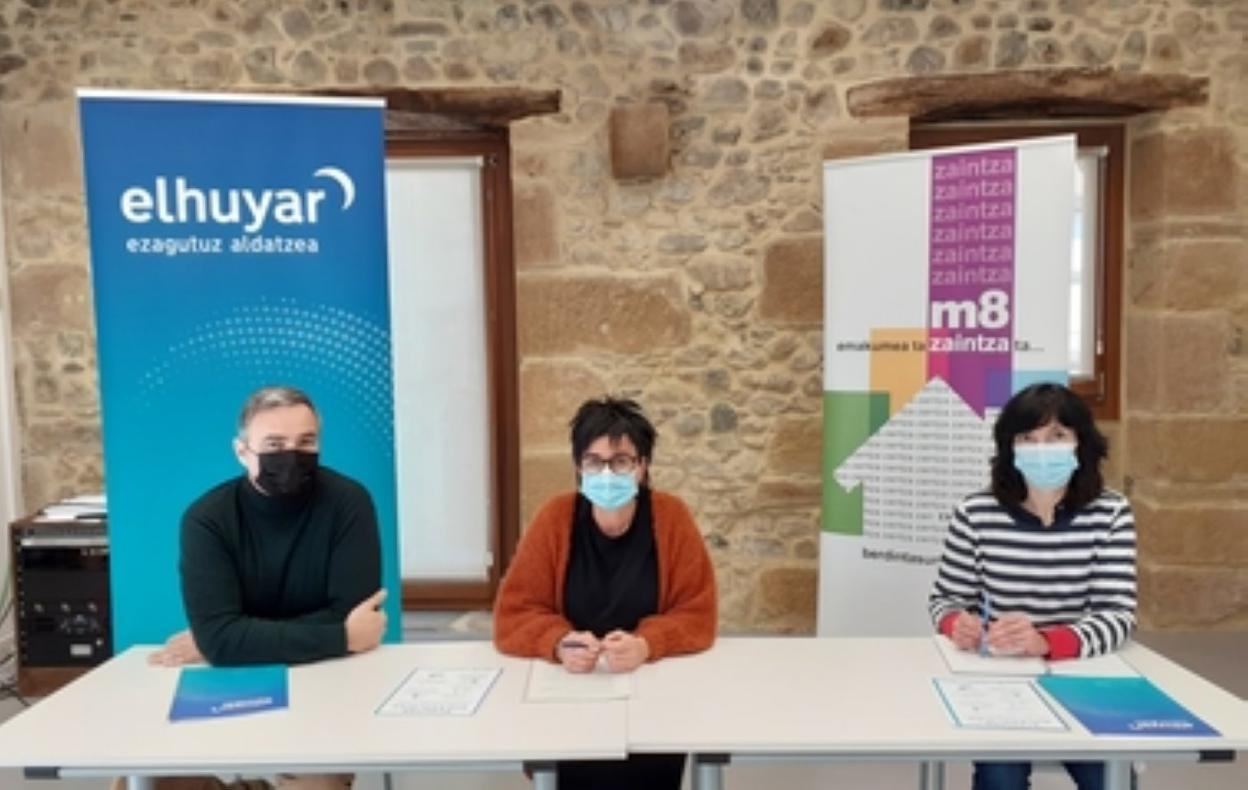 Hitzaldien aurkezpena. 