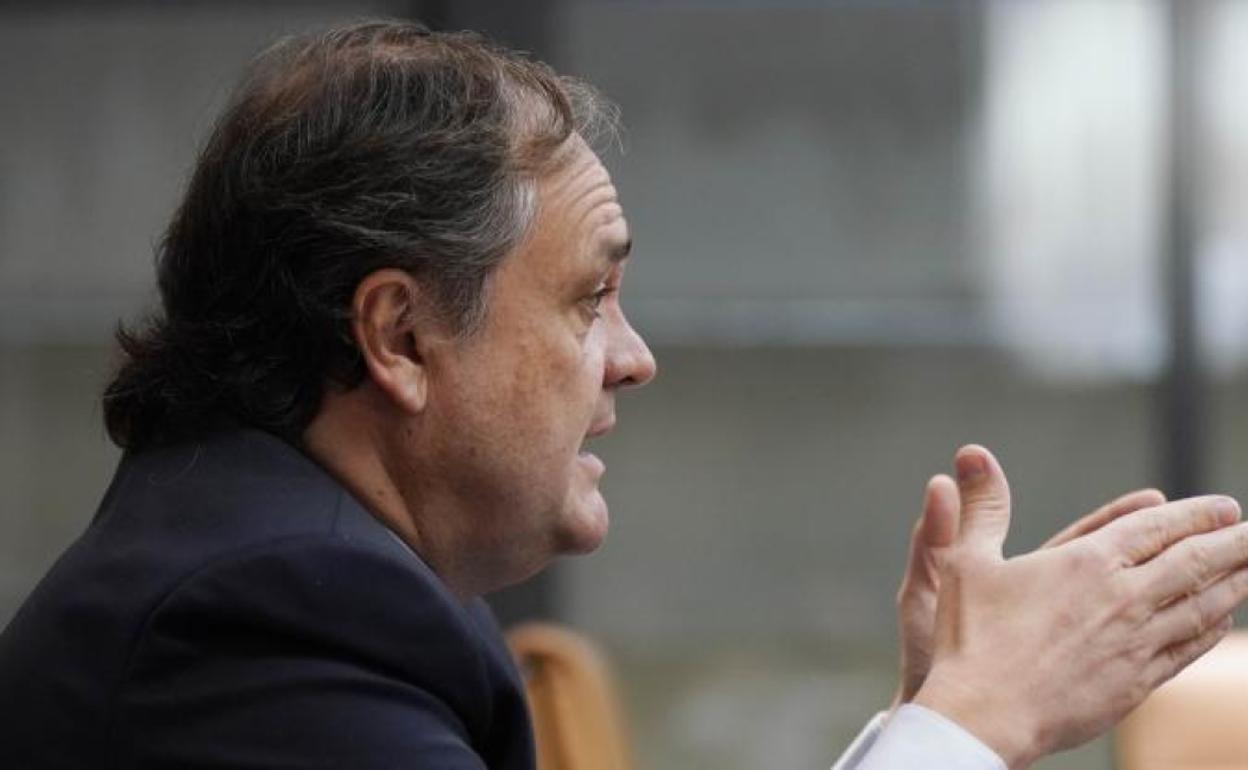 Jokin Aperribay, durante la entrevista en su despacho. 