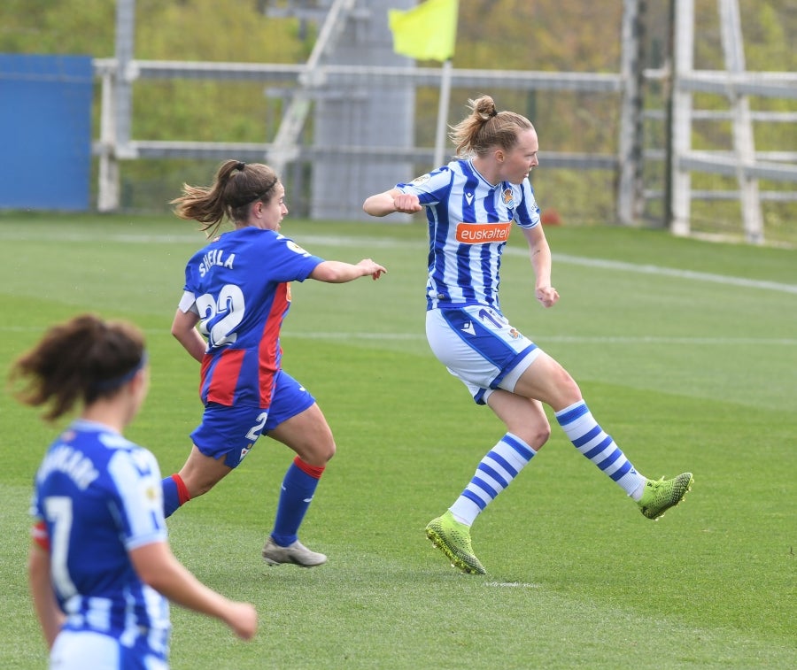 Las azulgranas han frenado la buena racha de las txuri-urdin este mediodía en Zubieta.