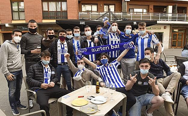 Galería. Gente por las calles de Gipuzkoa.