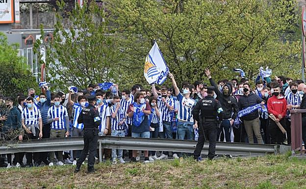 Galería. La Copa ya está en Zubieta. 