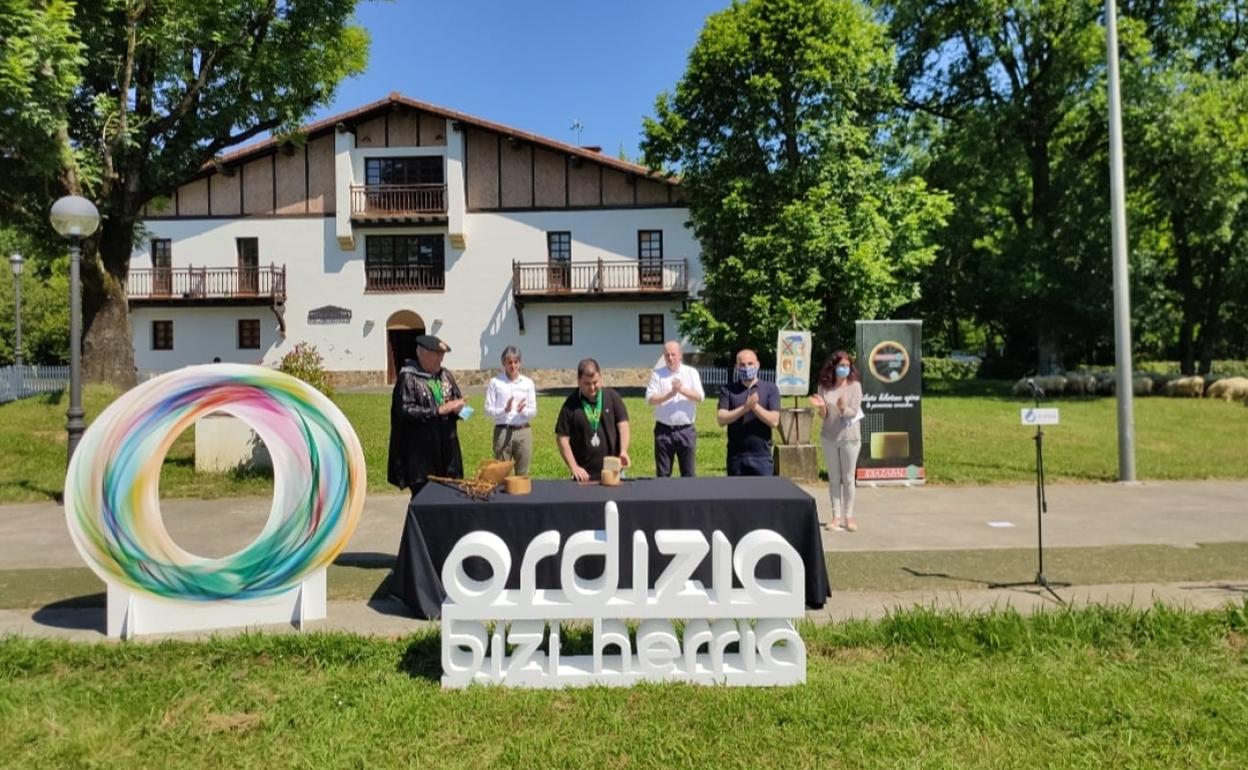 2020ko Gazta berriaren ebakiera ekitaldeia.