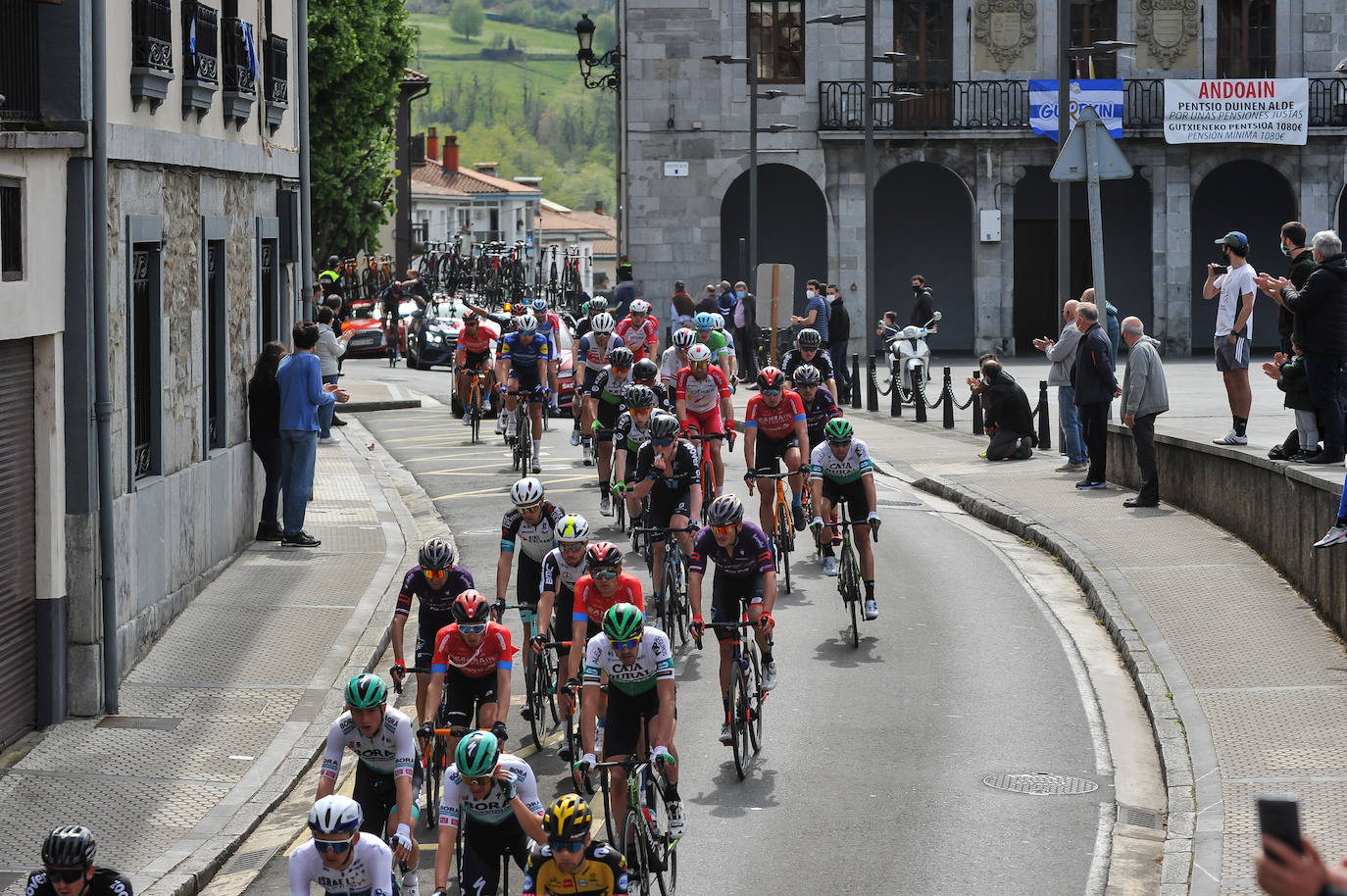 El recorrido entre Vitoria y Hondarribia tiene todos los ingredientes para hacer disfrutar al aficionado. 