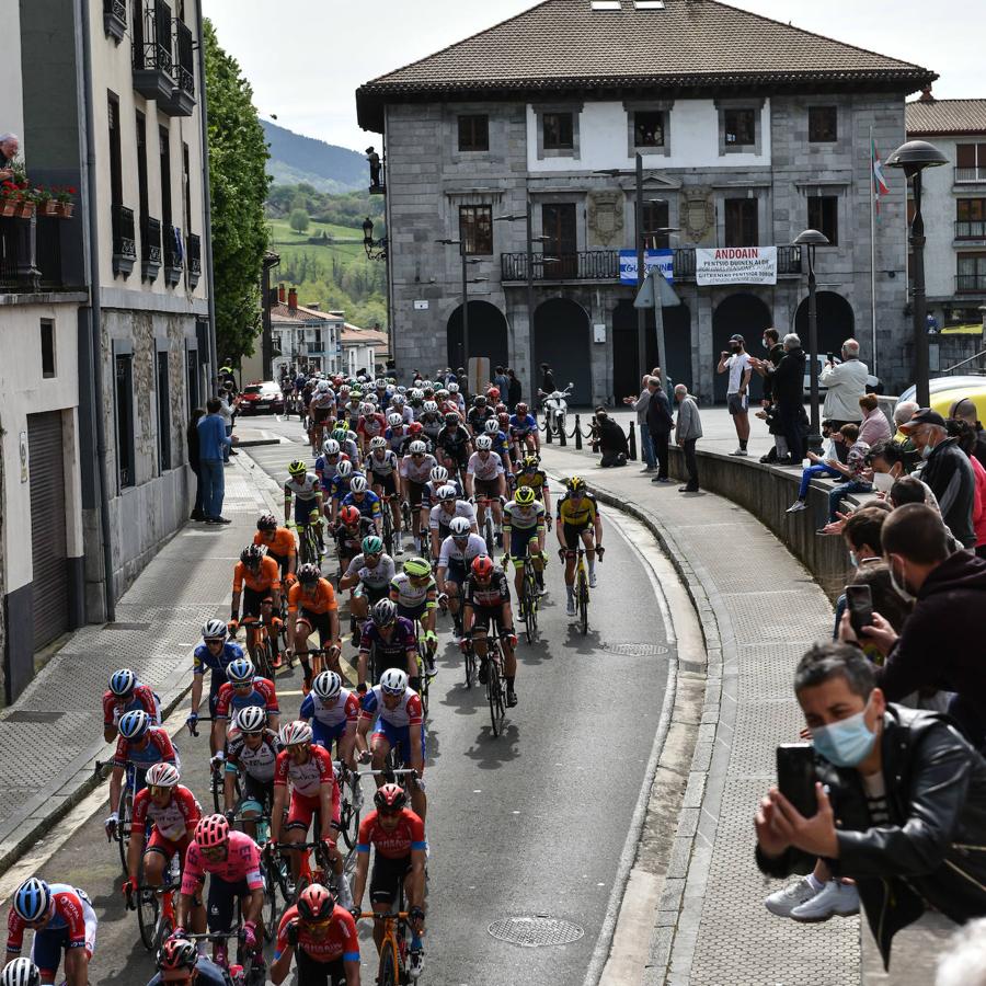 El recorrido entre Vitoria y Hondarribia tiene todos los ingredientes para hacer disfrutar al aficionado. 