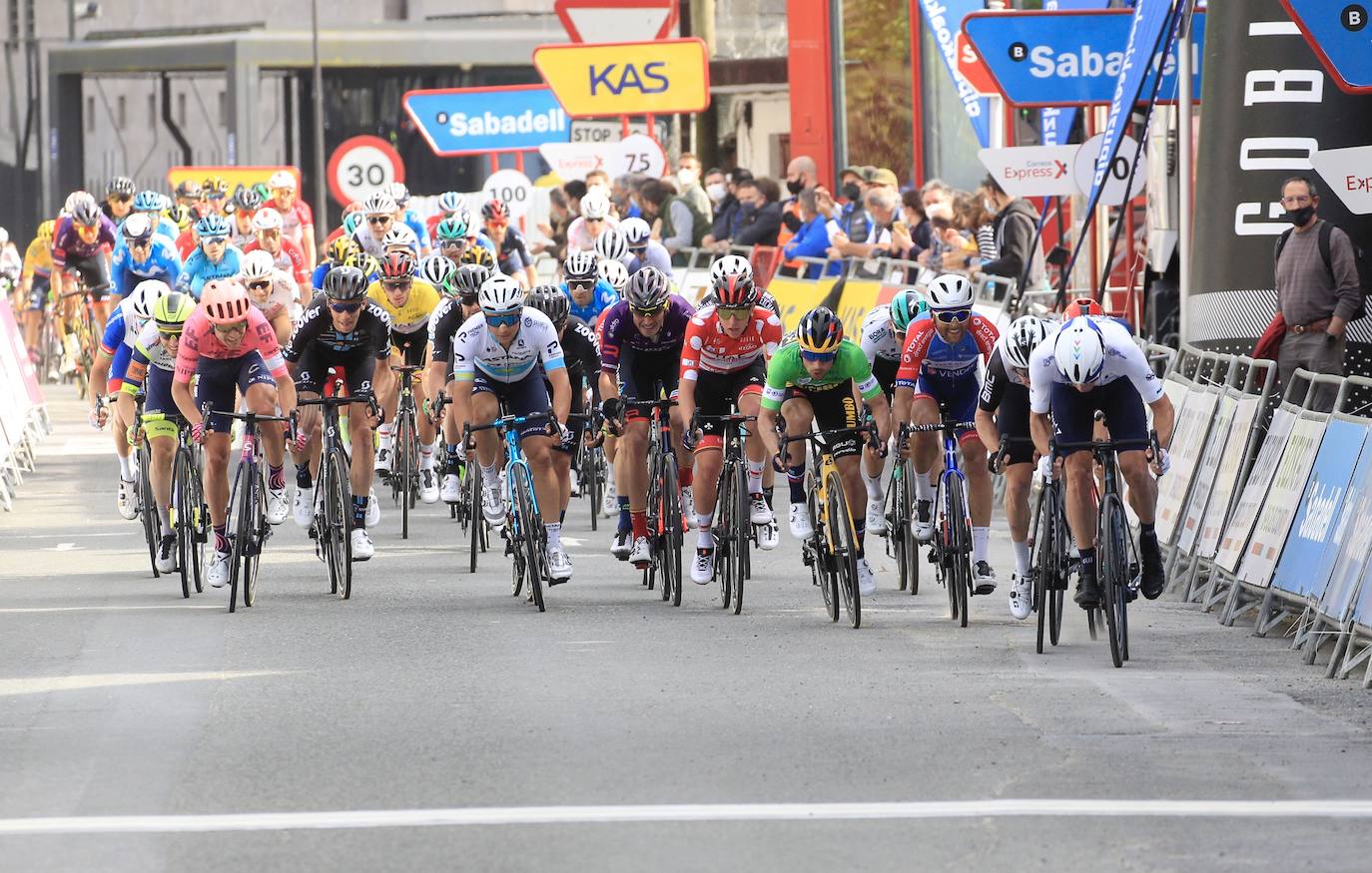 El recorrido entre Hondarribia y Ondarroa podría permitir la primera llegada al sprint de la carrera. 