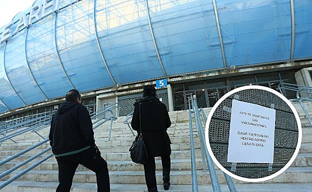 La vacunación en el Reale Arena se retomará desde hoy con Pfizer 