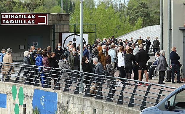 Coronavirus: Sanidad suspende la entrega a Euskadi de 6.850 dosis de Janssen previstas para este miércoles para personas de entre 70 y 79 años