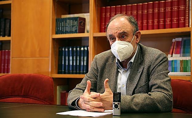 Manuel García Bengoechea, presidente del Colegio de Médicos. 