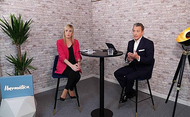 Laura Arranz, directora de marketing y comunicación, y Juan Ignacio Sanz, director general y consejero delegado de Ibermática. 