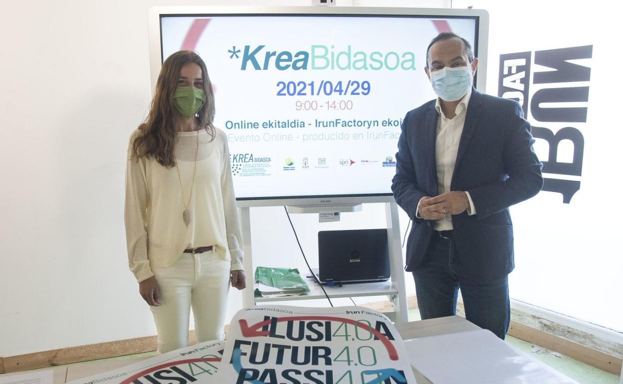 María Serrano y Miguel Ángel Páez, vicepresidenta y presidente de Bidasoa activa, respectivamente. 